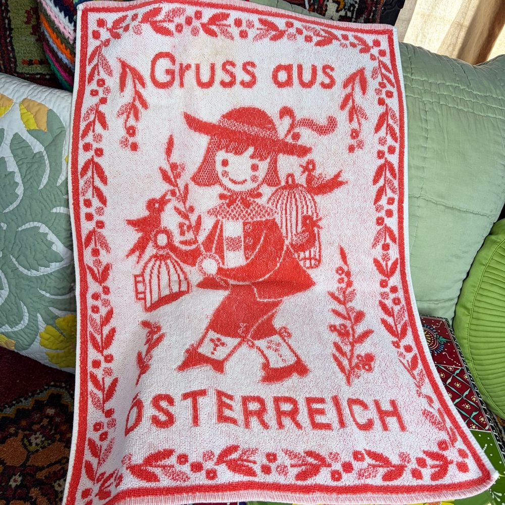 Vtg Austria Towel
